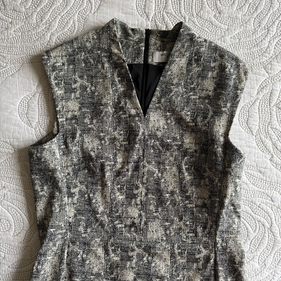 M.M. LaFleur - The Aditi 2.0—Modern Houndstooth - Black / Sand - Picture 4 of 12